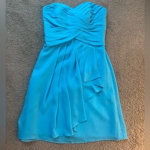 Blue Sleeveless Formal Dress